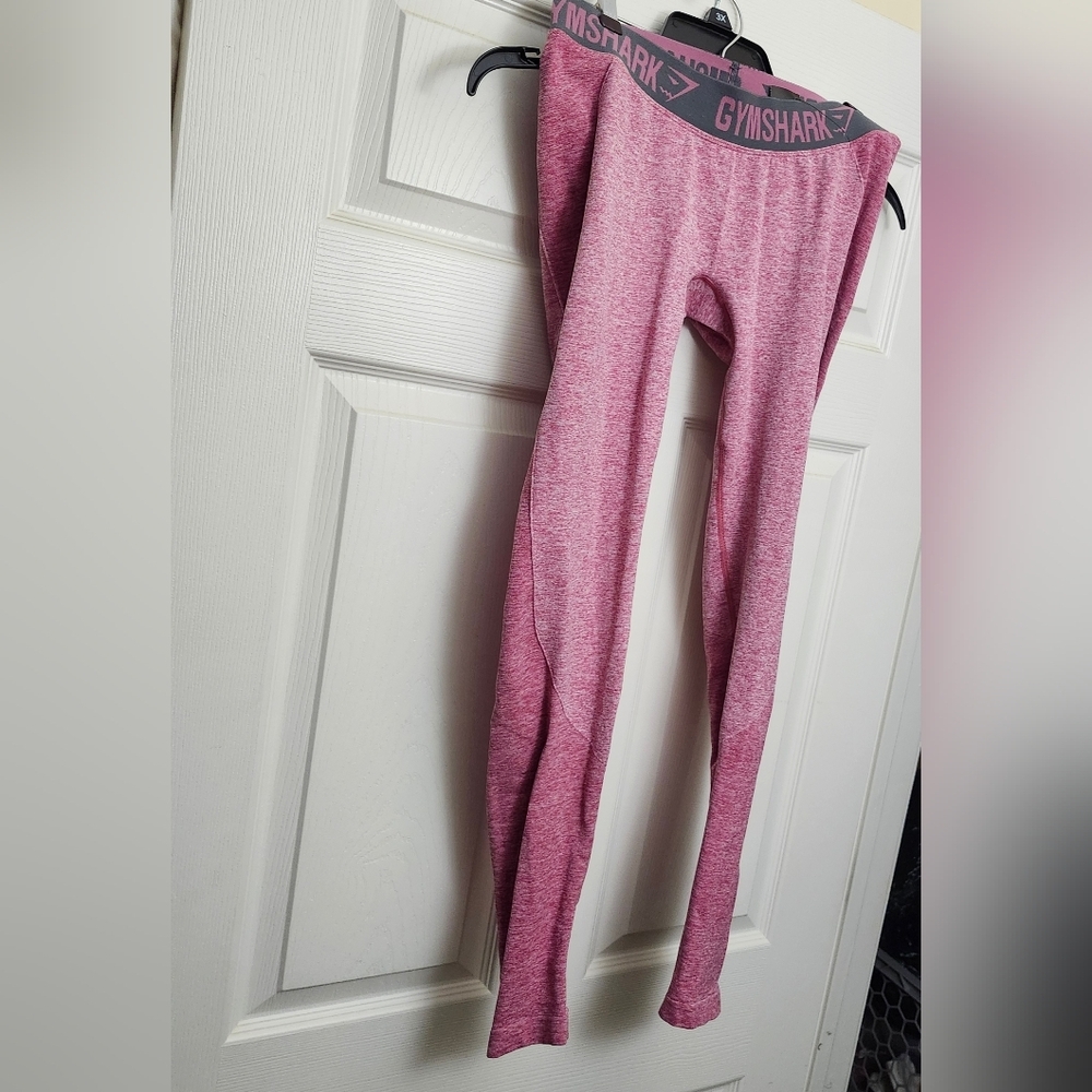 Gymshark Pink Dry Leggings M